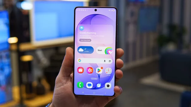 Samsung будет предустанавливать приложение Amazon Music на смартфоны и планшеты Galaxy (1) Смартфоны Samsung Galaxy: акция от Amazon Music | DGL.RU