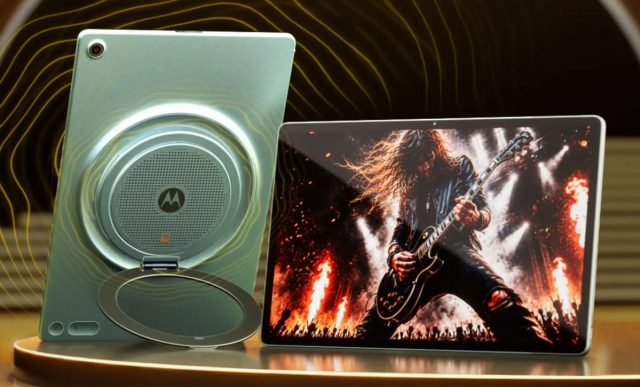 Moto Pad 70 Groove с 9 динамиками JBL выходит в продажу Moto Pad 70 Groove с 9 динамиками JBL выходит в продажу