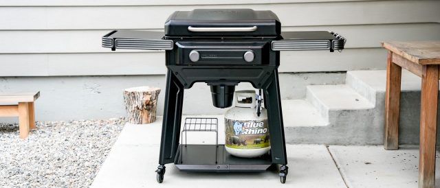 Двухзонный газовый гриль Traeger Flatrock особенности конструкции и результаты тестов (2) Гриль Traeger Flatrock: конструкция и тесты | DGL.RU