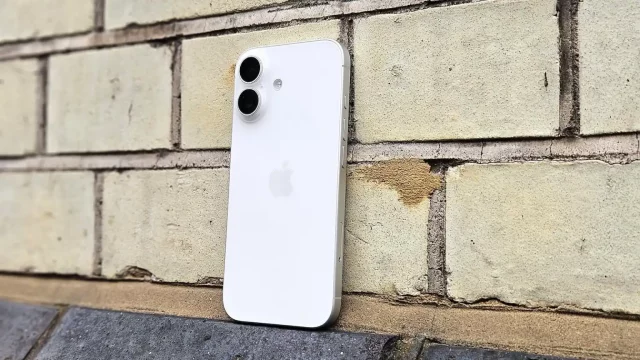 iphone_17 iPhone 18: сроки, слухи и цены для России - ждать или нет