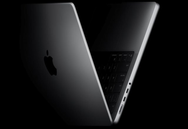 Apple сломалась сенсорный экран и вырез Dynamic Island появятся в макбуках уже в этом году (1) Ноутбук Apple MacBook Ultra: стоит ли ждать? | DGL.RU