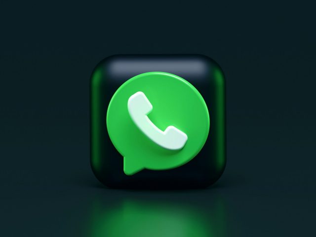 WhatsApp начал блокировать вход в аккаунт на смартфонах со старыми версиями iOS и Android (1) Вход в WhatsApp заблокирован на старых ОС | DGL.RU