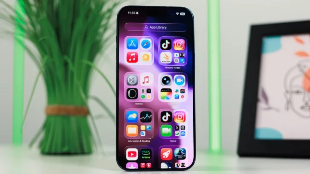 Экраны смартфонов меняются навсегда благодаря Apple какой путь выберете вы (1) Apple iPhone 20 Pro: стоит ли ждать этот экран? | DGL.RU