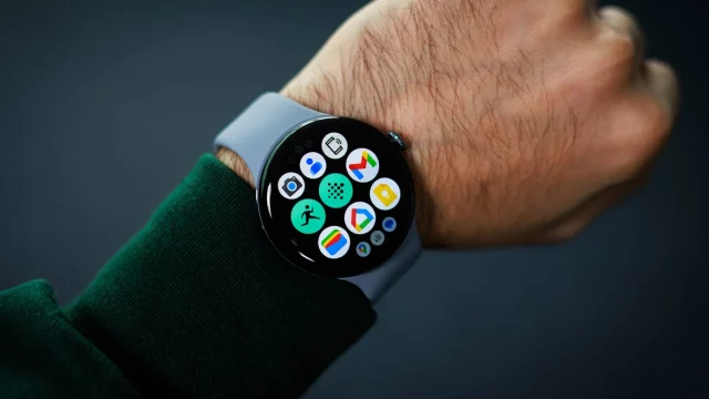 Критический сбой Pixel Watch: как официальное обновление превратило умный гаджет в глупый аксессуар Критический сбой Pixel Watch: как официальное обновление превратило умный гаджет в глупый аксессуар