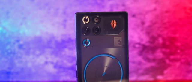 01_RedMagic 11S Pro review Обзор Nubia RedMagic 11S Pro — геймерская мощь с кулером