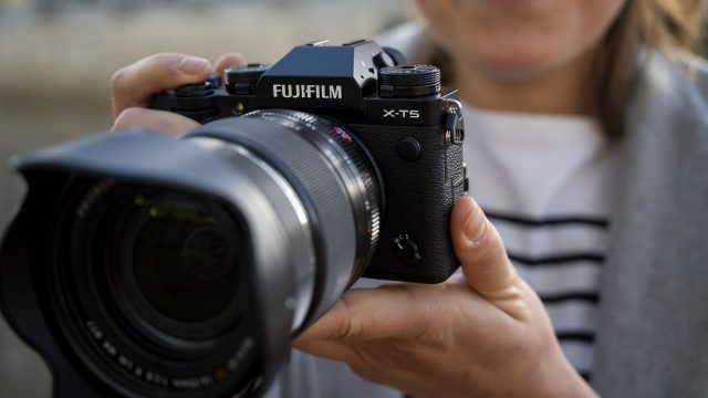Камеры Fujifilm: рейтинг лучших моделей 2026 | DGL.RU1 Камеры Fujifilm: рейтинг лучших моделей 2026 | DGL.RU