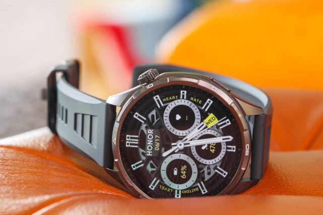 Рекордная автономность и экран на 3000 нит смарт-часы Honor Watch 6 приехали к нам на тест (3) Смарт-часы Honor Watch 6: стоит ли покупать? | DGL.RU