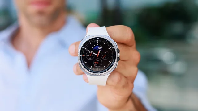 Вирус разряда почему умные часы Samsung и Google внезапно начали разряжаться на глазах (2) Samsung Galaxy Watch Ultra: стоит ли брать? | DGL.RU