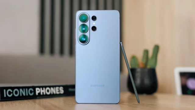 Несмотря на редизайн, Galaxy S27 Ultra может оказаться не таким уж и другим Несмотря на редизайн, Galaxy S27 Ultra может оказаться не таким уж и другим
