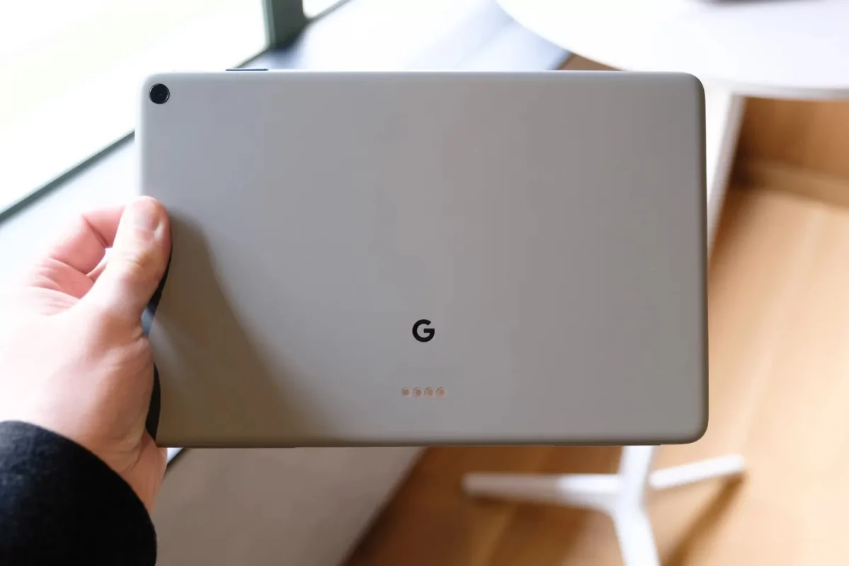 Google представила первый планшет Pixel с «крутой» камерой и зарядкой-колонкой в комплекте