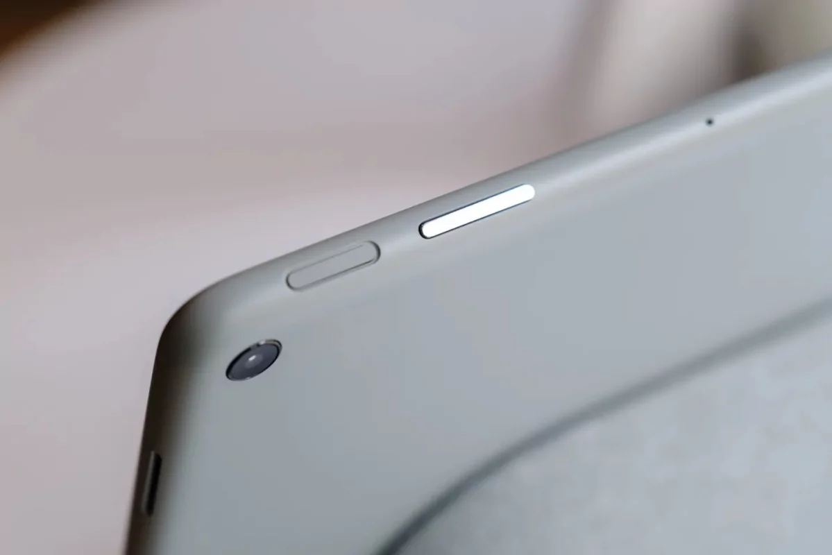Google представила первый планшет Pixel с «крутой» камерой и зарядкой-колонкой в комплекте