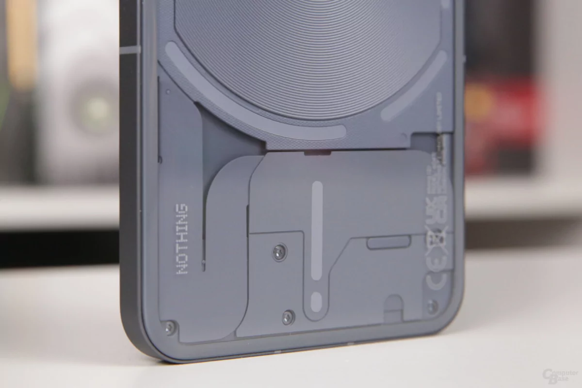 Представлен Nothing Phone (2): новый «прозрачный» смартфон с флагманским Snapdragon 8+ Gen 1